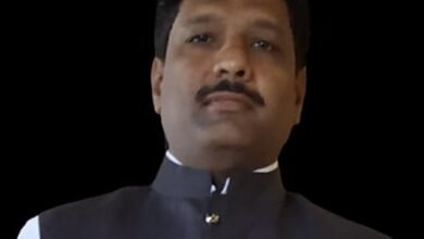 Photo of शिक्षक प्रशांत कोळसे  यांच्या कार्याचा सन्मान: मिळाली 1 लाखाची स्कॉलरशिप