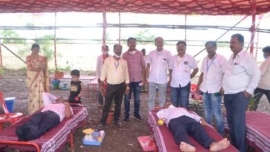 Photo of तहसिल कार्यालय  येथे आयोजित रक्तदान शिबिरास उत्स्फूर्त प्रतिसाद…