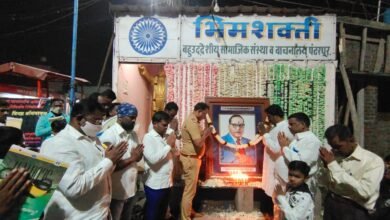 Photo of भिमशक्ती सांस्कृतिक व रमामाता महिला मंडळाचे वतिने कँडल मार्च रँली