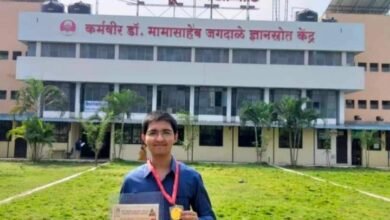 Photo of स्वेरीचे विद्यार्थी कपिल रोंगे हे सुवर्ण पदकाने सन्मानित