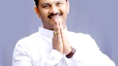 Photo of श्री विठ्ठल सहकारी साखर कारखान्या च्या सत्ताधाऱ्यांच्या पायाखालची वाळू घसरू लागली— अभिजित पाटील.