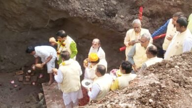 Photo of पंढरपूर लक्ष्मणबागेतील भाविकांसाठी श्री श्रीधर भक्त निवासाचे भूमिपूजन