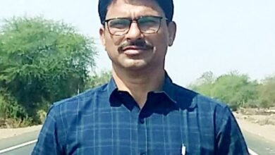 Photo of कवी समाधान देशमुख यांच्या दोन पुस्तकांचे प्रकाशन