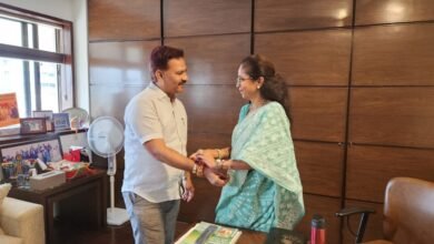 Photo of रक्षाबंधनच्या निमित्ताने पवार आणि अभिजीत पाटील नाते अधिक मजबूत