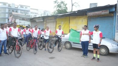 Photo of पंढरपूर नगरपरिषदेच्या वतीने व सायकल्स क्लब च्या वतीने भव्य सायकल रॅली