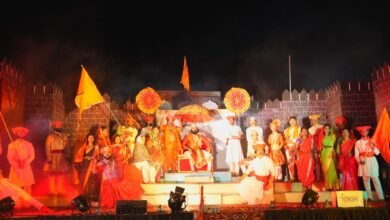 Photo of अंगावर शहरा आणणाऱ्या तडाखेबंद अशा ‘रायबा हेच का आपलं स्वराज्य’ या महानाट्याने गादेगावकर थक्क