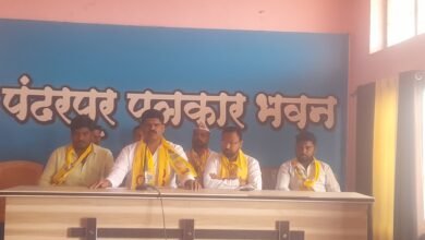 Photo of माढा मतदार संघात माझा दोन भाजपशी लढा -रमेश बारसकर