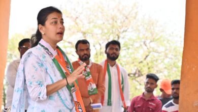 Photo of चिमणी पाडल्याने, हजारो लोकांची संसार उद्धवस्त झाली–प्रणिती शिंदे