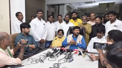 Photo of शालेय अभ्यास क्रमात मनुस्मृतीचा समावेश होणार नाही –ना. रामदास आठवले