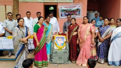 Photo of स्वयंदिप सोशल फॉउंडेशन पुणे यांच्या मार्फत गौतम विद्यालय येथे शैक्षणिक साहित्याचे वाटप