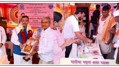 Photo of आषाढी वारीत वारकऱ्यांची तहान भागवत आहेत स्वेरीचे विद्यार्थी