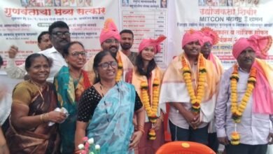 Photo of प्रबुद्ध बहुउद्देशीय संस्था नातेपुते व संकल्प बहुउद्देशीय संस्था गुरसाळे यांच्या संयुक्त विद्यमाने गुणवंताचा भव्य सत्कार सोहळा