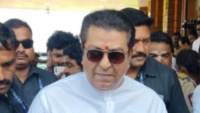 Photo of दिलीपबापू धोत्रे यांच्या हॉटेल “ग्रँड रेसिडेन्सी” चा मनसे नेते राज ठाकरे यांच्या शुभहस्ते  शुभारंभ ! 