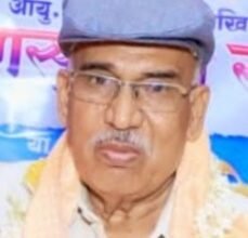 Photo of जेष्ठ साहित्यिक  बा. ना. धांडोरे यांना राज्यस्तरीय महात्मा फुले आणि डॉ बाबासाहेब आंबेडकर ग्रंथ पुरस्कार जाहीर