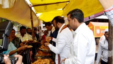 Photo of पालकमंत्री जयकुमार गोरे यांनी केली पत्राशेड व दर्शन रांगेची पाहणी