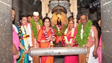 Photo of आषाढी एकादशी निमित्त मुख्यमंत्री देवेंद्र फडणवीस यांच्या हस्ते विठ्ठल रुक्मिणीची महापूजा संपन्न