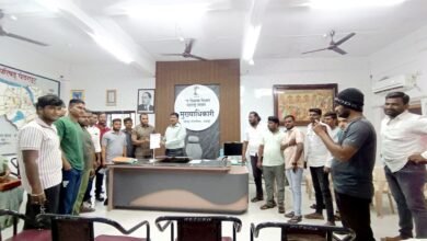 Photo of झोपडपट्टीधारकांना पंतप्रधान आवास योजनेचा लाभ द्यावा:रवी सर्वगोड