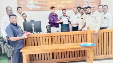 Photo of संविधान विरोधी वकील राकेश तिवारी वर राष्ट्रद्रोहाचा गुन्हा दाखल करण्याची मागणी