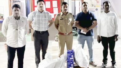 Photo of पंढरपुरात प्रतिबंधित पानमसाला व सुगंधित तंबाखु विक्री करणा-यावर पोलीस प्रशासनाची कारवाई