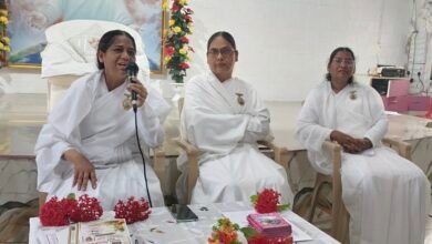 Photo of ब्रह्माकुमारी सेवा केंद्रातर्फे कीर्तनकार, महाराज, मठाधिपती यांचे स्नेह मिलन व सत्कार समारंभाचे आयोजन