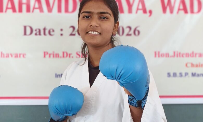 Photo of आंतर महाविद्यालयीन कराटे स्पर्धेत कर्मवीर महाविद्यालयाचा दमदार विजय