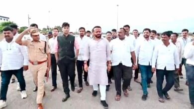 Photo of स्वच्छ पंढरपूर, स्वच्छ वारी, आनंदी वारी’…चंद्रभागा वाळवंट स्वच्छतेसाठी विशेष मोहीम, 50 स्वतंत्र कर्मचारी-पालकमंत्री जयकुमार गोरे