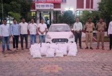 Photo of पंढरपूरात अवैध गुटखा वाहतुकीवर पोलीस प्रशासनाची कारवाई  4 लाख 87 हजार900 रुपयांचा मुद्देमाल जप्त