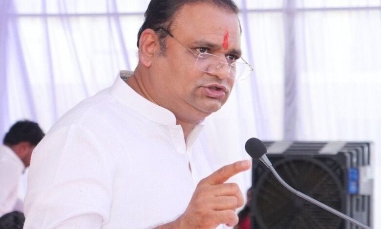 Photo of महाराष्ट्र होणार “आशियातील सर्वात मोठे डेटा सेंटर”: ॲड. राहुल नार्वेकर