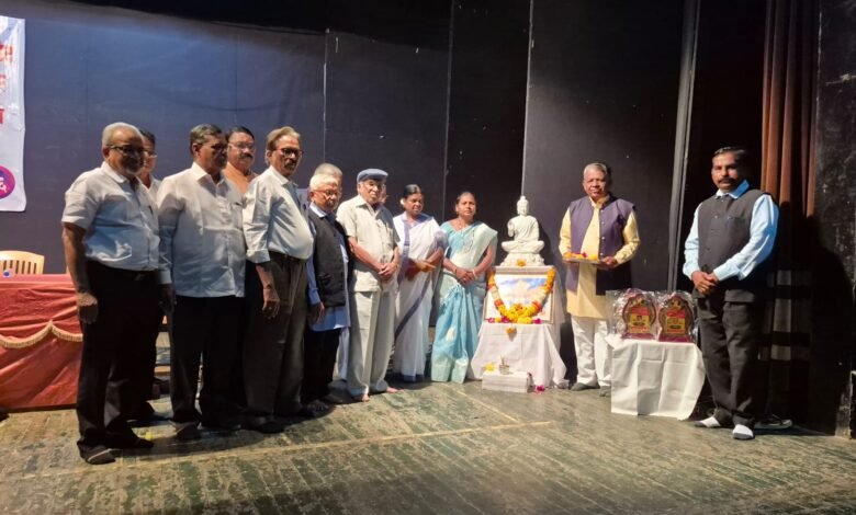 Photo of नवयान अर्बन को ऑप क्रेडिट सोसायटी लि सोलापूर आणि संत कबीर बहुउद्देशीय समाज सेवा मंडळ यांच्या वार्षिक सर्वसाधारण सभा संपन्न