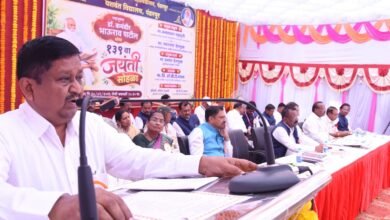 Photo of भाऊरावांच्या विचारांना विद्यार्थ्यांनी प्राधान्य द्यावे’ – कमलाकर महामुनी