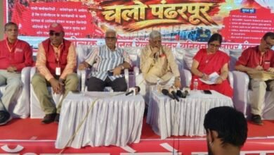 Photo of मागण्या मान्य न झाल्यास रेल्वे कर्मचारी व सरकारचा संघर्ष निश्चित